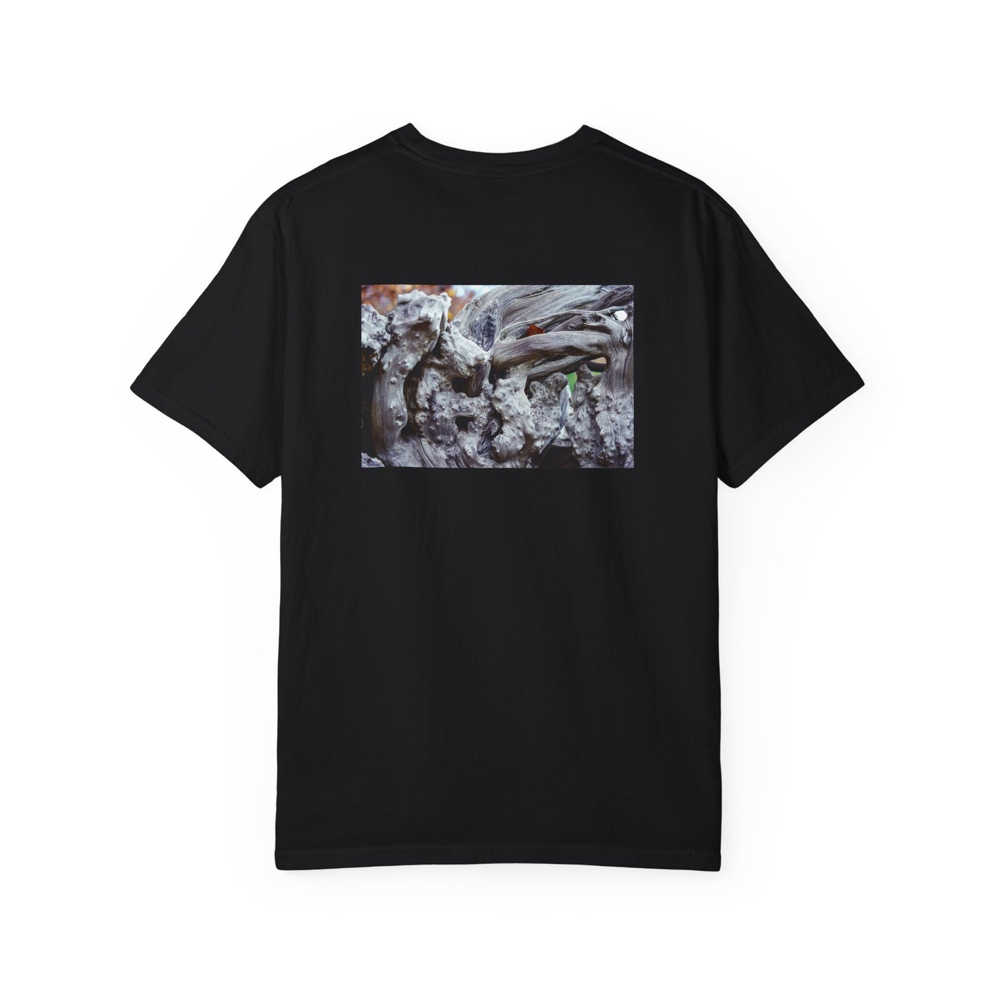 Knotted Sentinels Heavy T-shirt